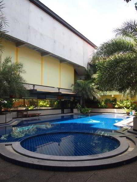 Jomtien Holiday Pattaya Hotel Exterior foto